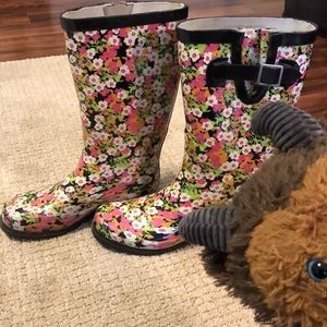 Flower rain boots